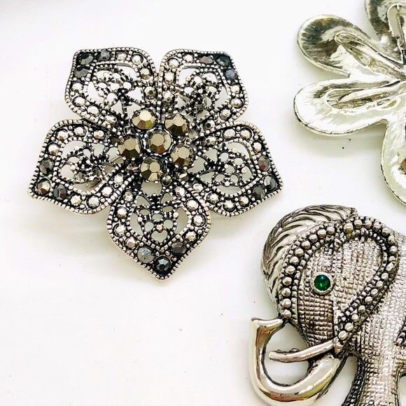 Vintage Elephant Brooch Lot - Picture 5 of 8